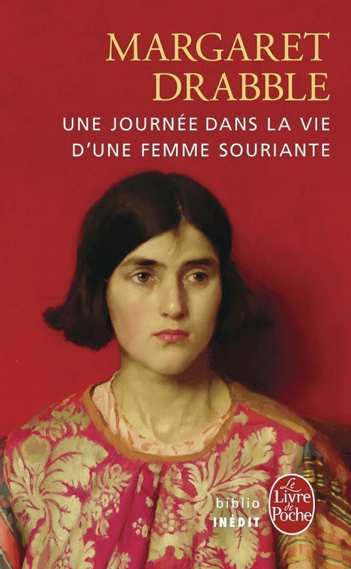 Une journée dans la vie d'une femme souriante
